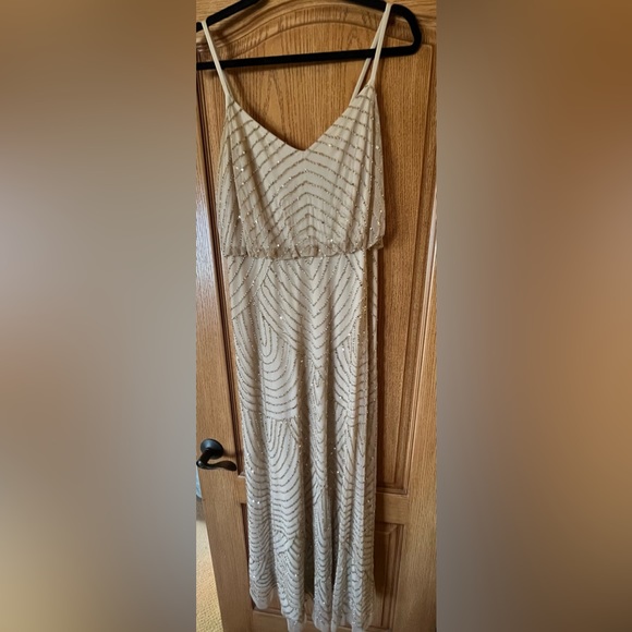 Gorgeous Adrianna Papell Blouson Beaded Gown - Picture 2 of 6